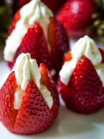 Keto strawberry shortcake bites