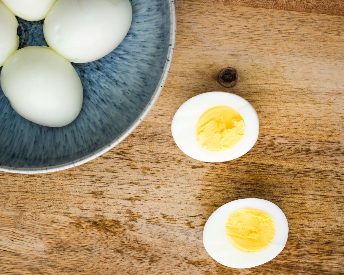 Quick and Easy Air Fryer Hard Boiled Eggs - Erhardts Eat