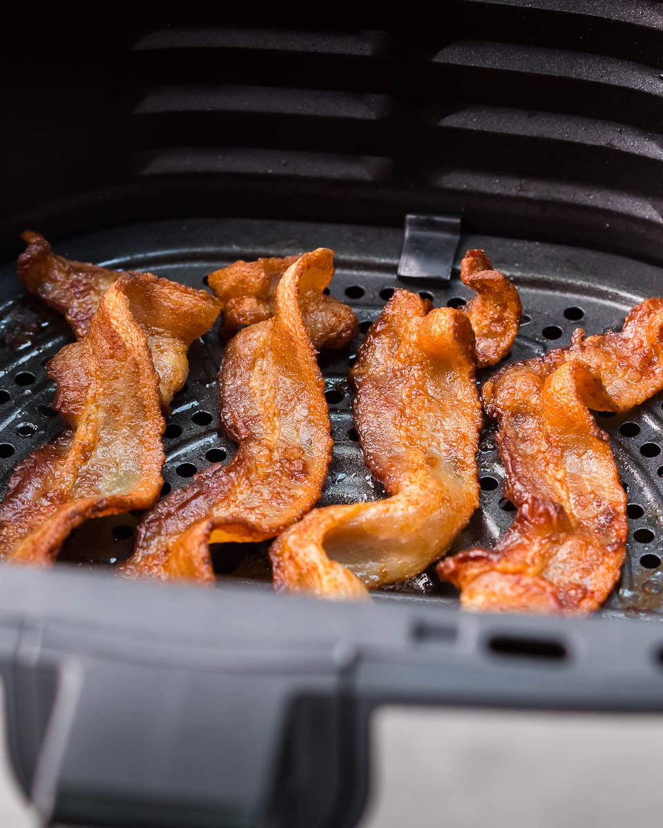 Air fryer bacon cooked bacon in air fryer basket