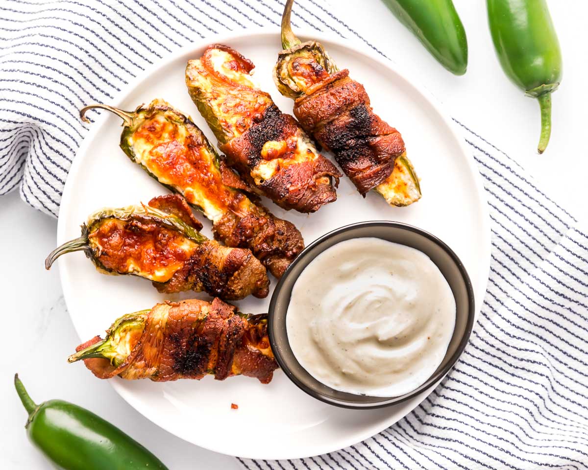 Hot and crispy air fryer bacon jalapeño poppers