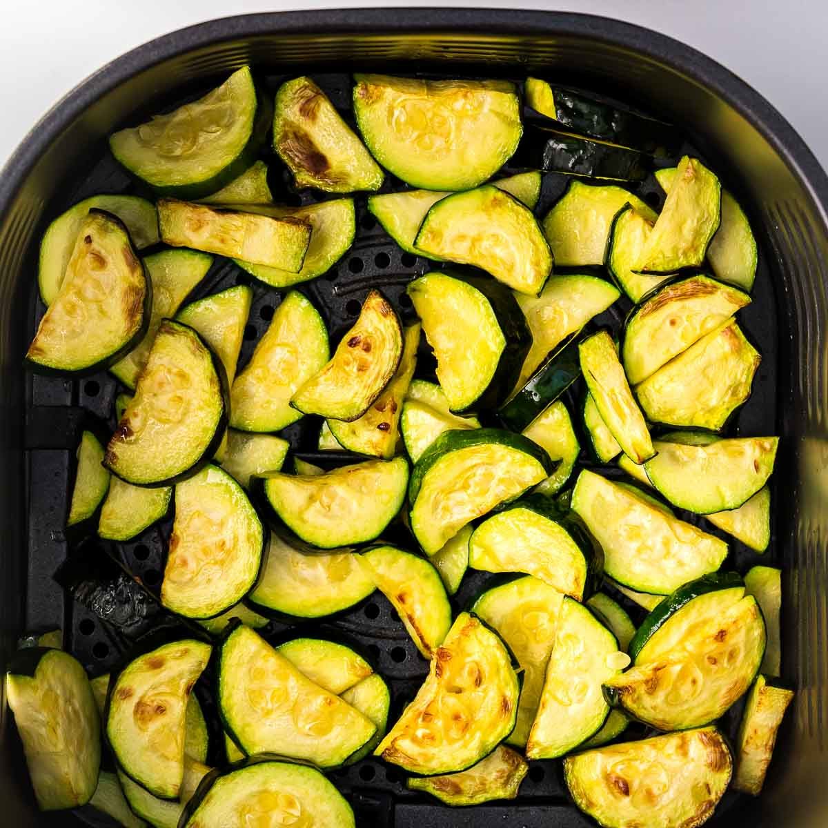 Air fryer zucchini featured image
