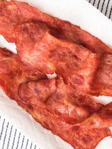 Microwave turkey bacon featured image