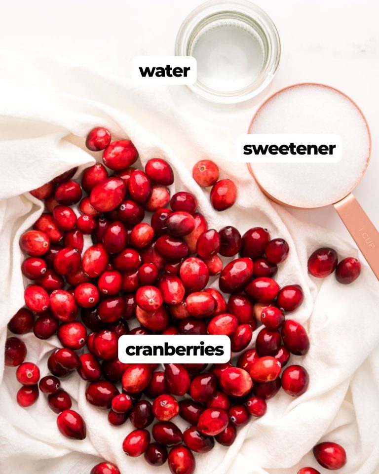 Keto cranberry sauce • We Count Carbs
